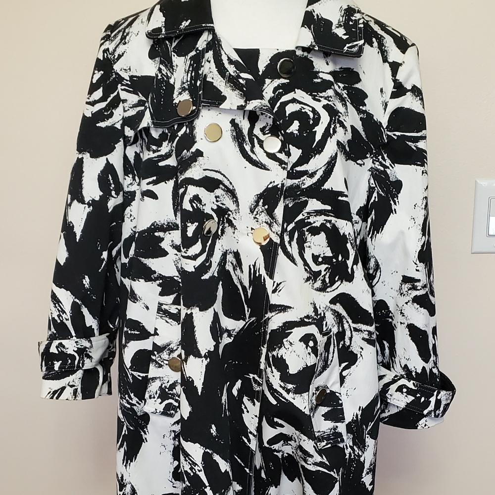 Alfani vintage swing jacket XL black and white with 10 chrome buttons.